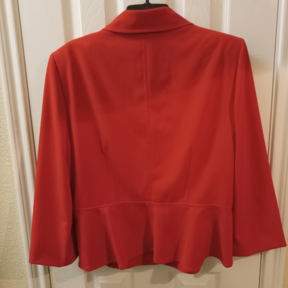 Jacket - Picture 7 of 9